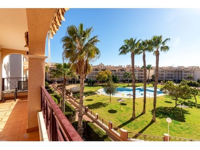 Apartamento con bonitas vistas en orientación sur en Playa Flamenca