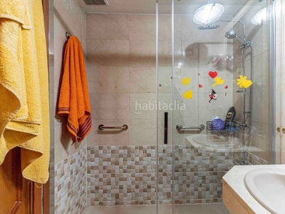 Apartamento en amoros apartamento con 3 habitaciones amueblado con ascensor, parking, piscina, calefacción y aire acondicionado en Madrid