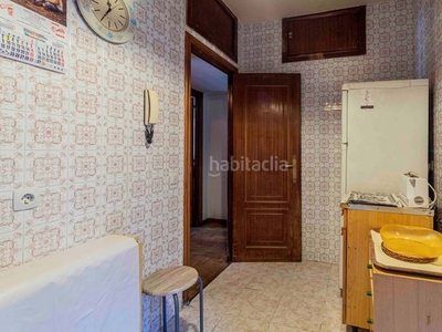 Apartamento en marques de zafra apartamento con 4 habitaciones con ascensor y calefacción en Madrid