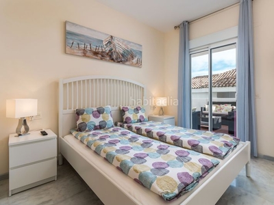 Apartamento excelente piso en valle romano, a tan solo 5 minutos del puerto en Estepona