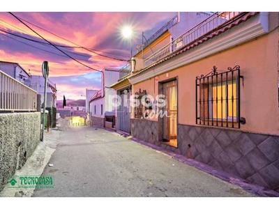 Casa adosada en venta en Calle de los Cerezos