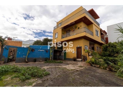 Casa en venta en Calle Volcán Vesubio, 12