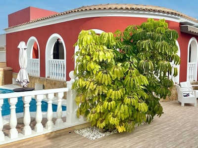 Casa o chalet en venta en De Creta, Monte y Mar
