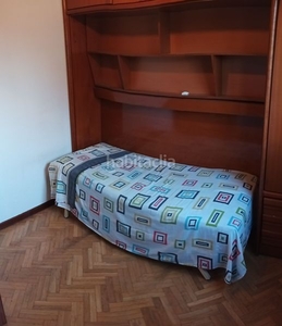 Chalet con 3 habitaciones con parking y calefacción en Alcobendas