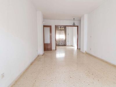 Piso a la venta en residencial parque atlantico en Sevilla