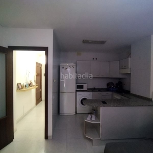 Piso apartamento con terraza de 30 m² en zona renfe en Lleida
