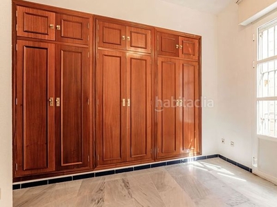Piso con 2 habitaciones con ascensor en San Vicente Sevilla