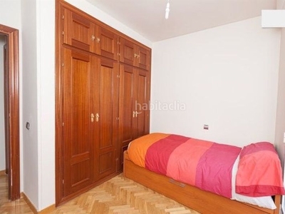 Piso con 3 habitaciones con calefacción y aire acondicionado en Aranjuez