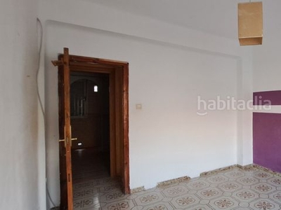 Piso con 4 habitaciones en Barrio Benicalap Valencia