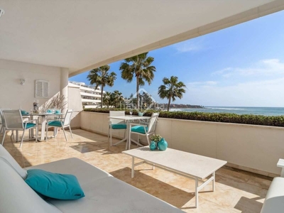 Piso de 4 dormitorios con 81m² terraza en venta town, costa del sol en Estepona