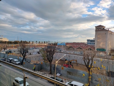 Piso en ronda de barceló 71 fantástico piso con terraza en ronda barceló en Mataró