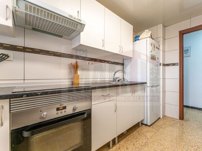 Piso en venta en barrio juroca, 3 dormitorios. en Reus