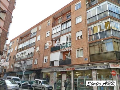 Piso en venta en Calle del Padre Manjón, cerca de Calle de Sevilla