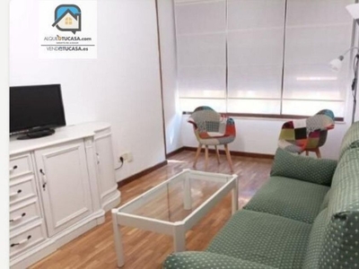 Alquiler de piso en Centro - Palencia de 1 habitación con muebles y calefacción