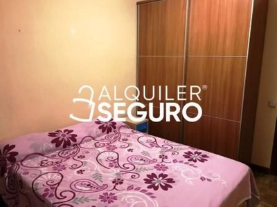 Alquiler de piso en Judizmendi - Santa Lucía de 3 habitaciones con terraza y muebles
