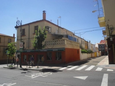 Casa con terreno en León