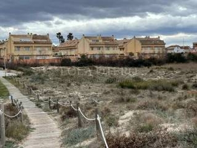 Casa unifamiliar 4 habitaciones, buen estado, El Perellonet, València