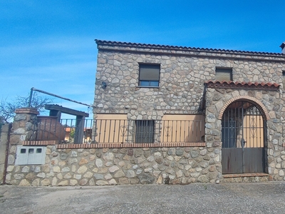 EN VENTA FINCA RÚSTICA CON VIVIENDA SITA EN ZARZA DE MONTÁNCHEZ PROVINCIA DE CÁCERES. Venta Zarza de Montanchez