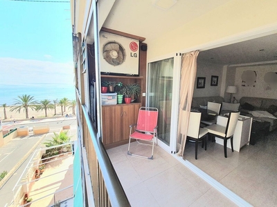 Piso en venta en Playa Mucha Vista de 2 habitaciones con terraza y garaje