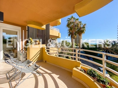 Alquiler apartamento espectacular vivienda con vistas al mar en Valencia