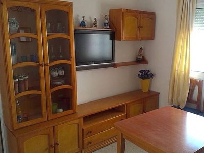 Apartamento a 500 m de la playa. Limpio y cuidado