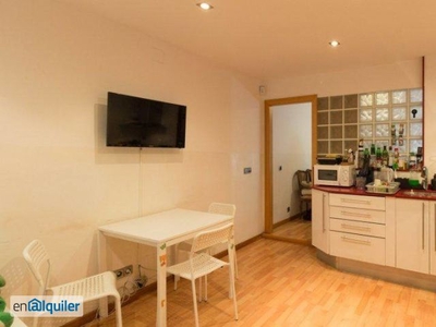 apartamento de 1 dormitorio en alquiler en Sant Antoni, Barcelona