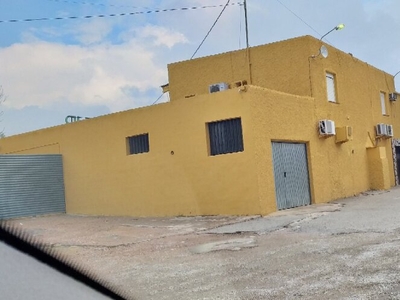 Casa-Chalet en Venta en Petrer Alicante