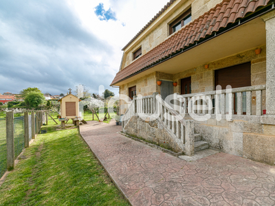 Casa en venta de 374 m² en Camiño da Camesella, 36379 Nigrán (Pontevedra)