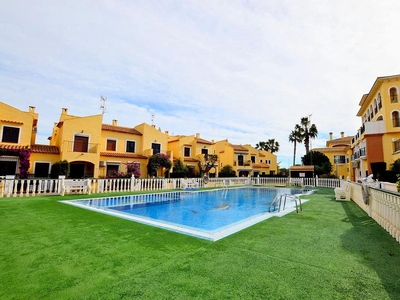 Casa en venta en La Zenia, Orihuela, Alicante