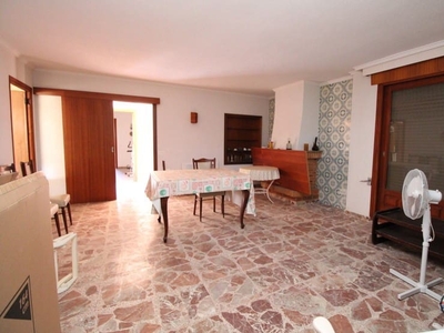 Chalet en venta en La Zenia, Orihuela, Alicante