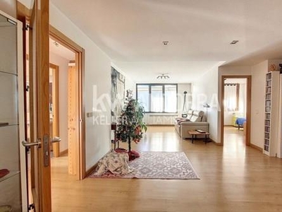 FANTÁSTICO PISO DE 108M2 CON PARKING Y TRASTERO EN ORDINO.