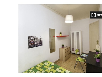 Acogedora habitación en el apartamento Gracia de 5 dormitorios, Barcelona.