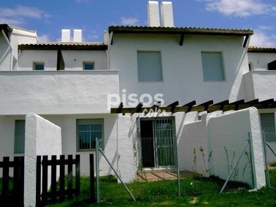 Casa adosada en venta en Avenida de la Reina Sofía