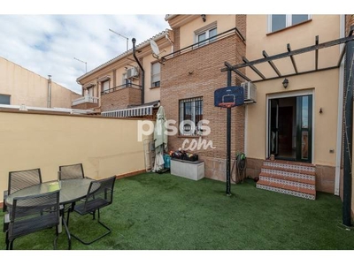 Casa adosada en venta en Barrio de Monachil