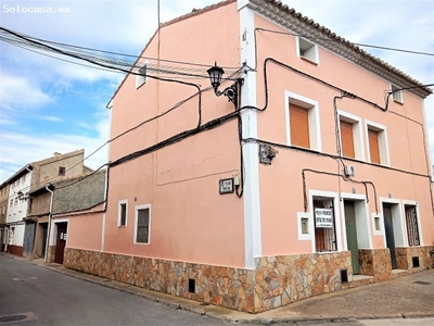 Casa de Pueblo en Venta en Fuentes Claras, Teruel