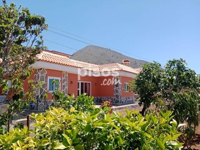 Casa en venta en Cerca del Parque Infantil de Acojeja