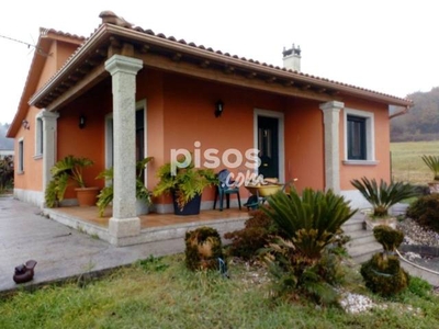 Chalet en venta en Baña (A)