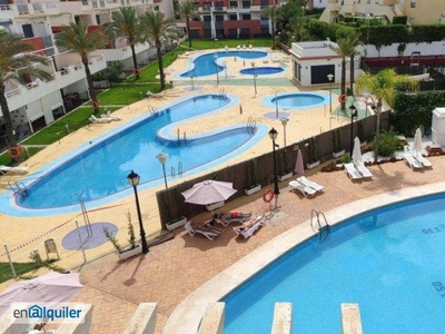 Piso de 2 dormitorios en alquiler en Almería