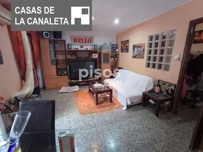 Piso en venta en Distrito La Constitucion-Canaleta