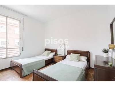 Piso en venta en Opañel