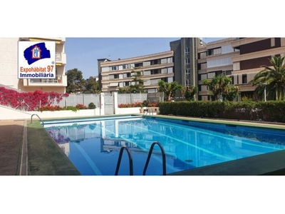 PLANTA BAJA CON JARDIN DE 35 M2 Y PISCINA