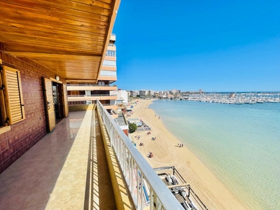 Venta de piso con piscina y terraza en Acequión, Los Naúfragos (Torrevieja), Playa de La Acequion