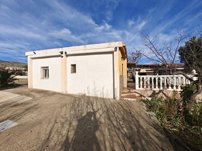 Chalet en venta en Alborache, Valencia