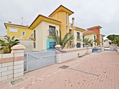 Chalet en venta en Puerto de Mazarron, Mazarrón, Murcia