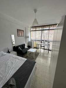 Amazing flat with balcony in Centro Histórico*per day*