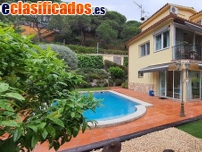 Casa-Chalet en Venta en..