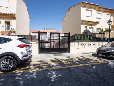 Venta Casa adosada en mulhacen 15 Monachil. Con terraza 145 m²