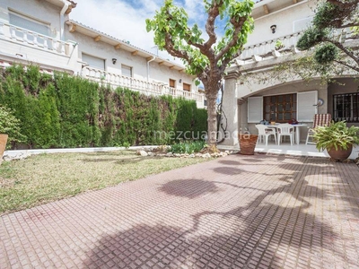 Venta Casa adosada en Sardana El Vendrell. Con terraza 114 m²