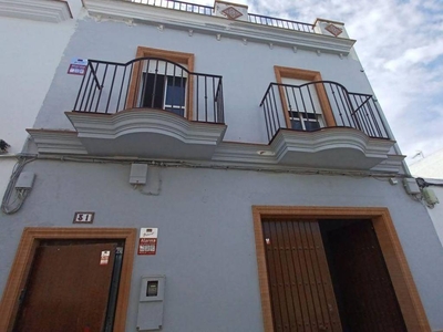 Venta Casa unifamiliar en Calle ALFONSO x EL SABIO 31 Los Palacios y Villafranca. Con balcón