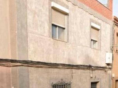 Venta Casa unifamiliar en Calle Cazorla 41 Jaén. A reformar con terraza calefacción individual 107 m²